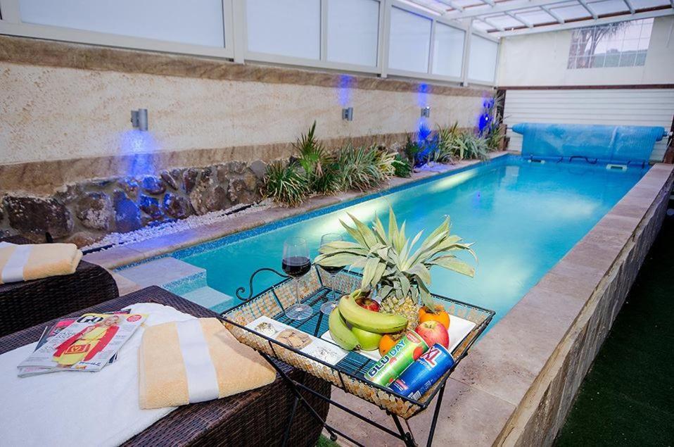 Nichochot Provence Villa Had Nes Bagian luar foto